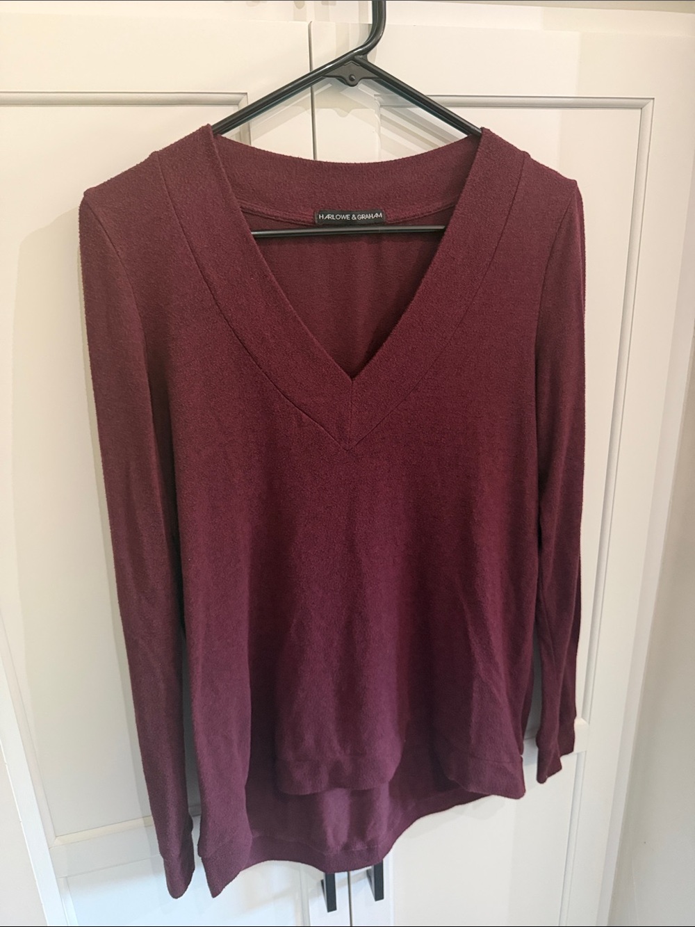Harlow & Graham Halogen Wine V-Neck Lightweight Knit Pullover